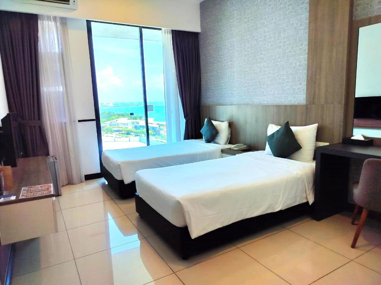 D'Wharf Hotel & Serviced Residence Port Dickson Exterior foto