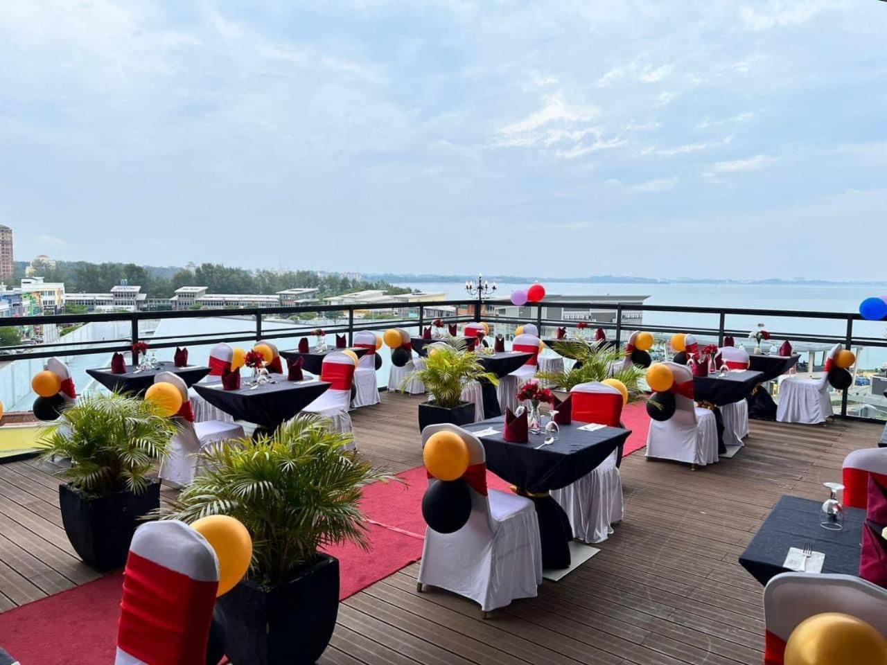 D'Wharf Hotel & Serviced Residence Port Dickson Exterior foto