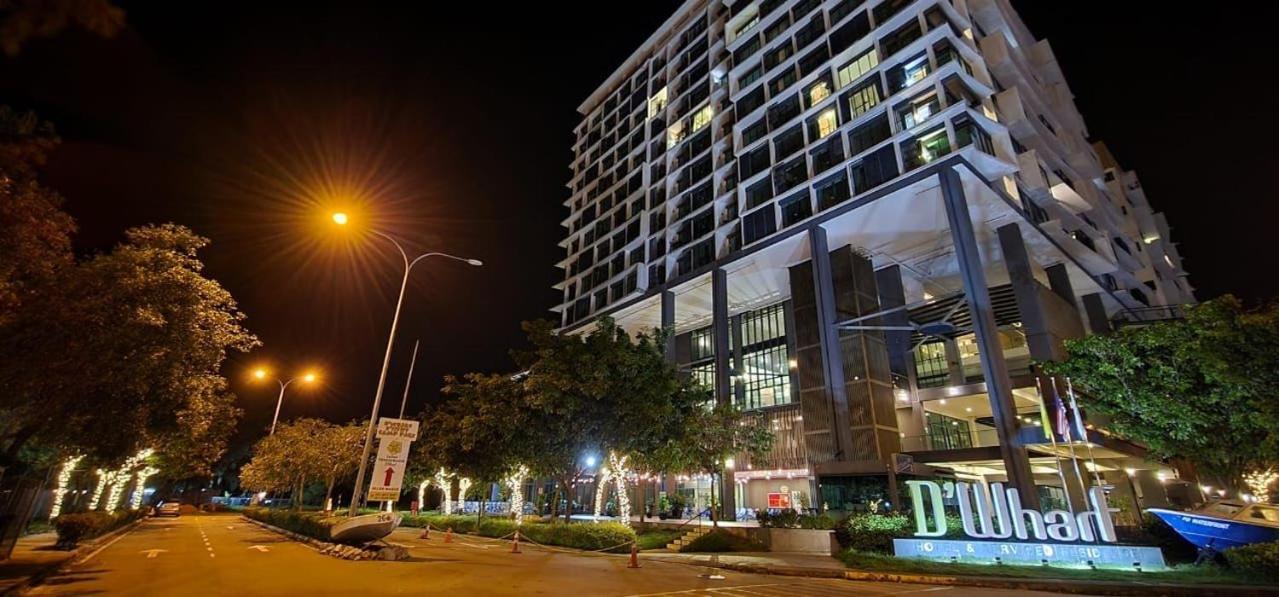 D'Wharf Hotel & Serviced Residence Port Dickson Exterior foto